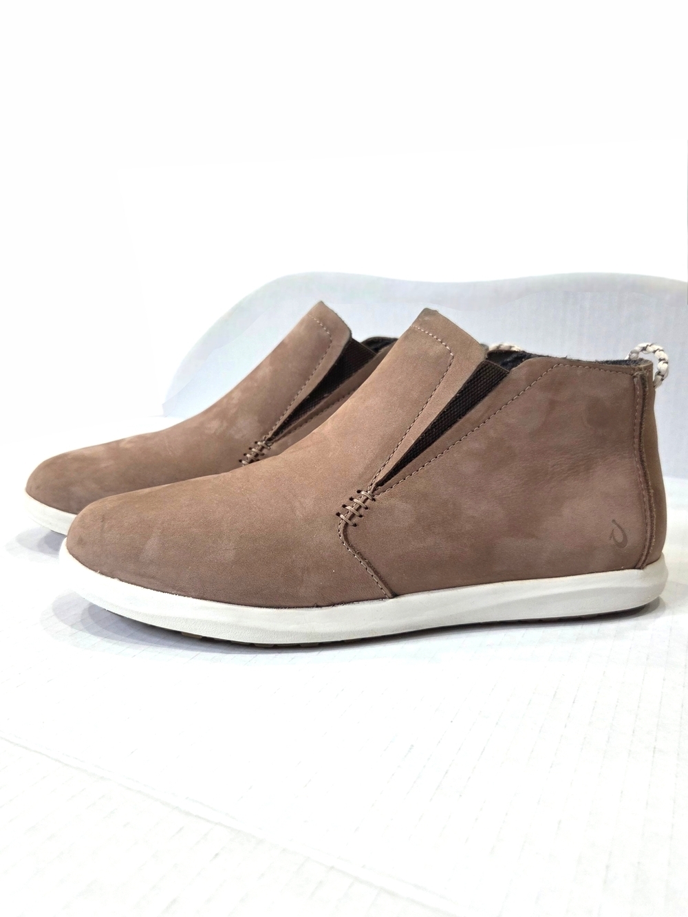 OluKai Hawai‘iloa Manu Hope Shearling Lined Leather Boots - Women’s 8 EUC